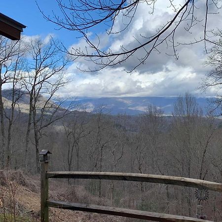 ブライソン・シティ Cozy Cabin With Hot Tub And Smoky Mountain Views!ヴィラ エクステリア 写真