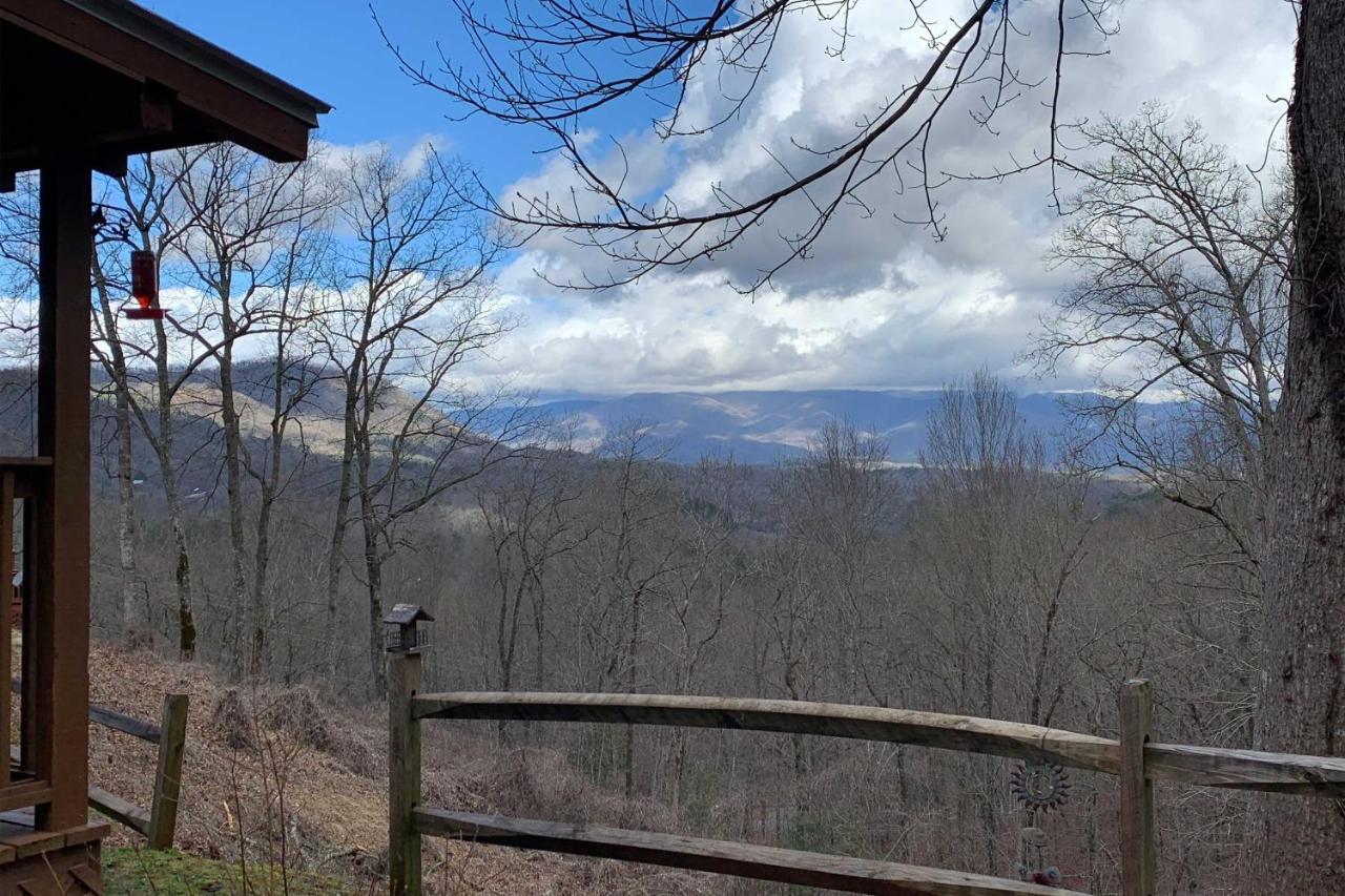 ブライソン・シティ Cozy Cabin With Hot Tub And Smoky Mountain Views!ヴィラ エクステリア 写真