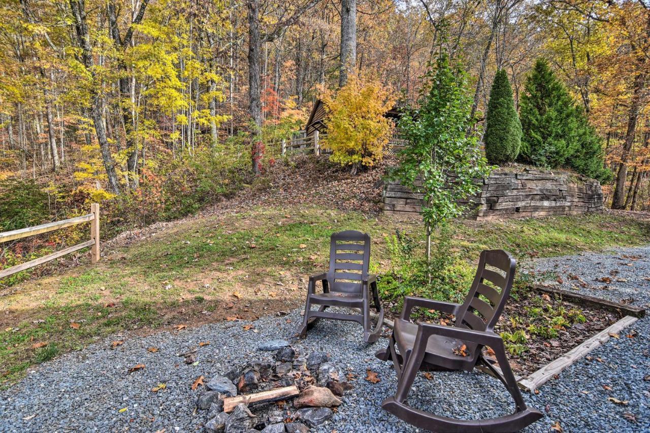 ブライソン・シティ Cozy Cabin With Hot Tub And Smoky Mountain Views!ヴィラ エクステリア 写真